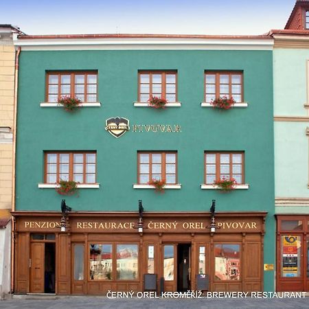 Pivovar Cerny Orel - Hotel & Restaurant Kroměříž Exterior foto